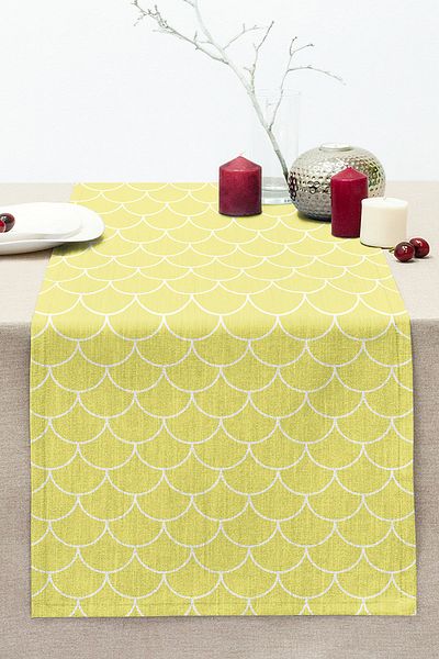 Realhomes Yellow Geometric Sequin Patterned Digital Printed Decorative Stitched Raschel Knitted Runner