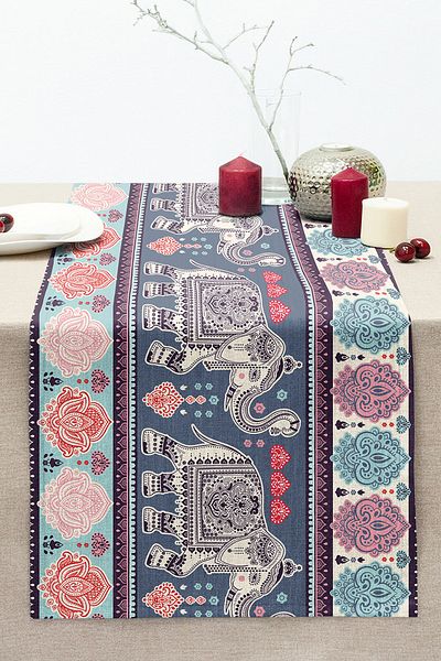 Realhomes Modern Elephant Pattern Digital Printed Modern Stitched Raschel Knitted Runner