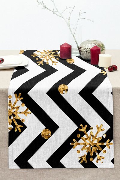Realhomes Black and White Zigzag Gold Detailed Snowflake Modern Stitched Raschel Knitted Runner