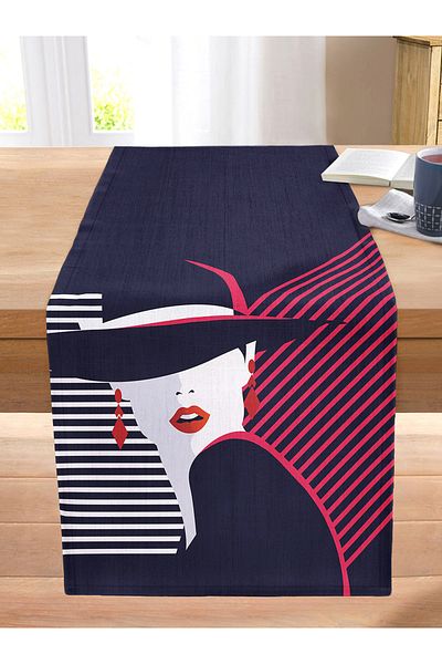 Realhomes Mujer Estilo Icon Designed Digital Printed Stitched Raschel Knitted Runner