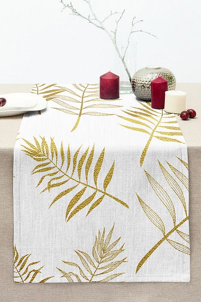 Realhomes Gold Detailed 3D Leaf Patterned Modern Stitched Raschel Knitted Runner