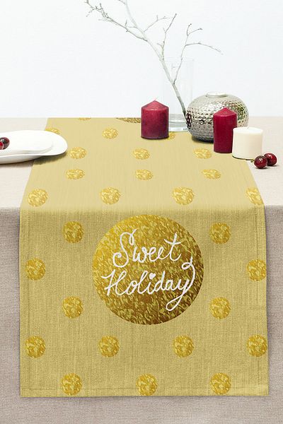Realhomes Yellow Background Gold Detailed Sweet Holiday Stitched Raschel Knitted Runner