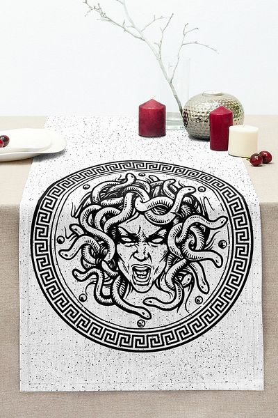Realhomes Old Medusa Special Design Stitched Raschel Knitted Runner