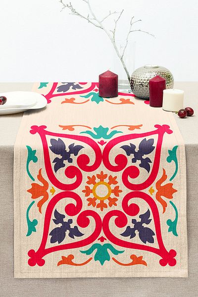 Realhomes Modern Geometric Patterned Digital Printed Decorative Stitched Raschel Knitted Runner