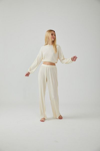 Pamuk & Pamuk Pleated Ecru Crop Trousers Set