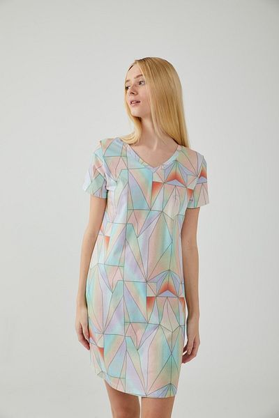Pamuk & Pamuk Cămașă de noapte multicoloră cu decolteu în V cu modele geometrice