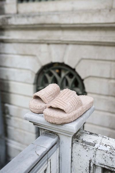 SHOEBELLAS Wanna Nude Patterned Women's Slippers