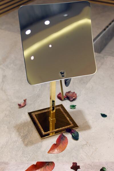 Windisch Shıne Lıght Square Swarovskı Işlemeli Tezgah Üstü 3x Ayna Gold