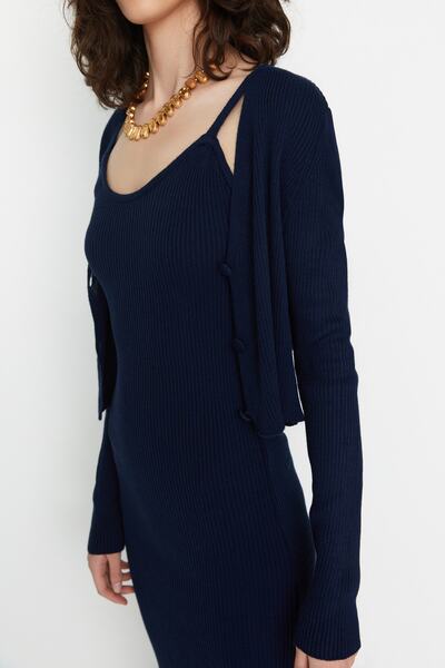 Trendyol Collection Σετ Φόρεμα Ζακέτα Πλεκτά Μίντι Μπλε Navy Fitted TWOSS21EL0208
