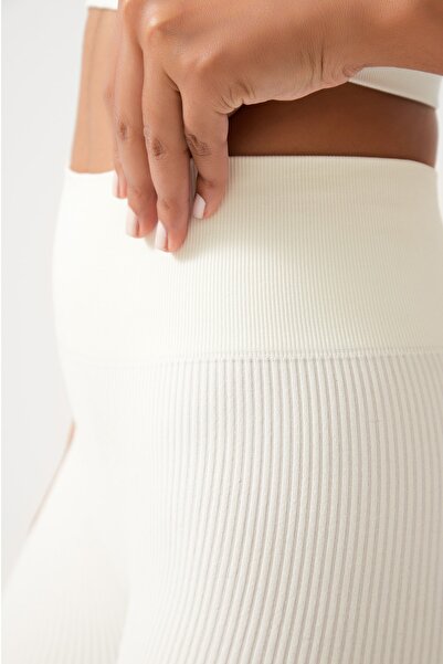 Los Ojos Dámské ecru žebrované krátké sportovní legíny s vysokým pasem žebrované biker