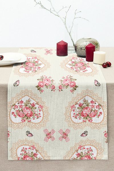 Realhomes Heart Themed Rose Designed Digital Printed Decorative Stitched Raschel Knitted Runner