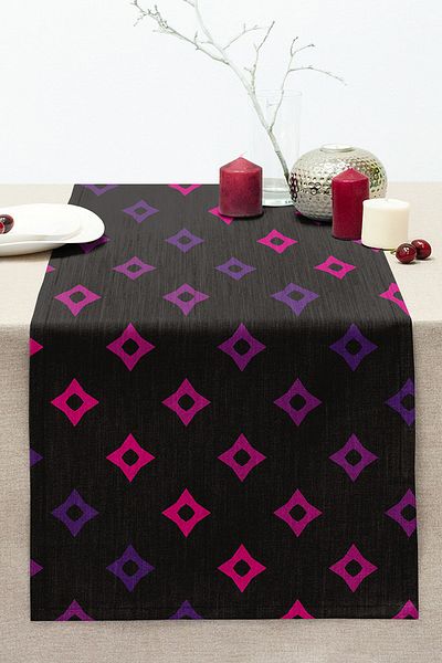 Realhomes Pink Geometric Patterned Digital Printed Modern Stitched Raschel Knitted Runner on Black Background