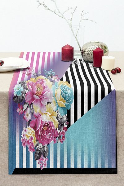 Realhomes Flower Patterned Special Design Digital Printed Modern Stitched Raschel Knitted Runner