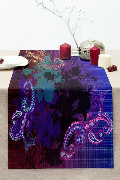 Realhomes Digital Printed Stitched Raschel Knitted Runner with Modern Art Design