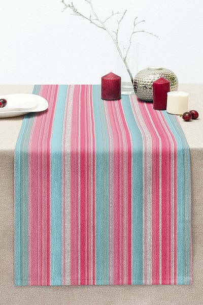 Realhomes Pink Blue Straight Lines Special Design Stitched Raschel Knitted Runner