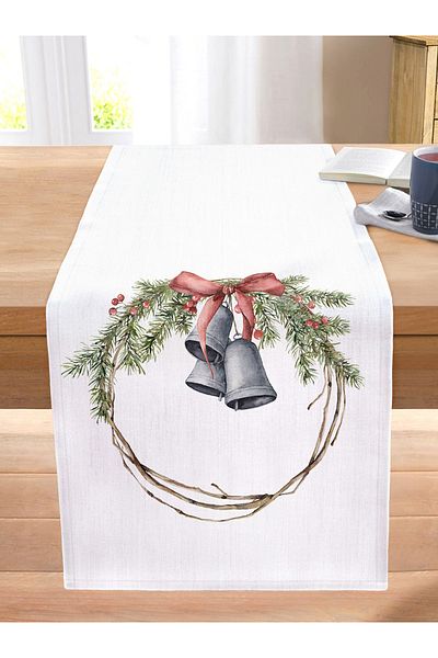 Realhomes Digital Printed Modern Stitched Raschel Knitted Runner with Belled Wreath Design