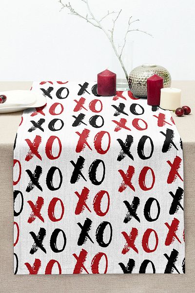 Realhomes XO Letter Design Digital Printed Modern Stitched Raschel Knitted Runner