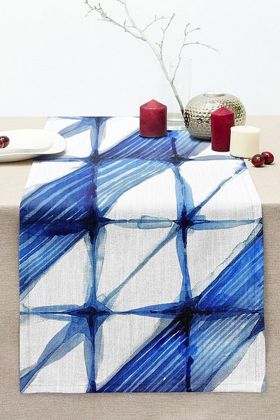 Realhomes Geometric Water Painted Digital Printed Decorative Stitched Raschel Knitted Runner