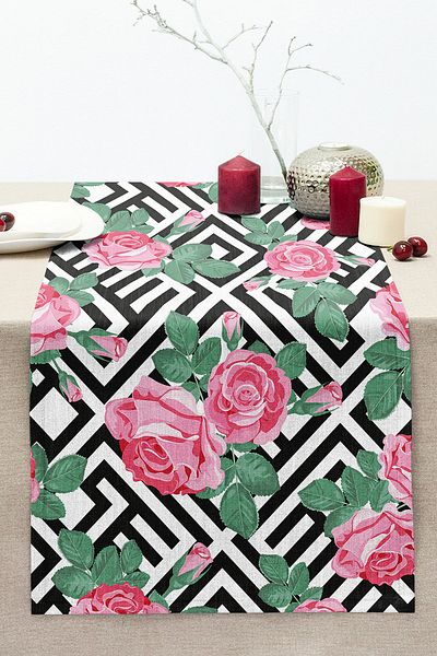 Realhomes Mixed Patterned Rose Digital Printed Decorative Stitched Raschel Knitted Runner