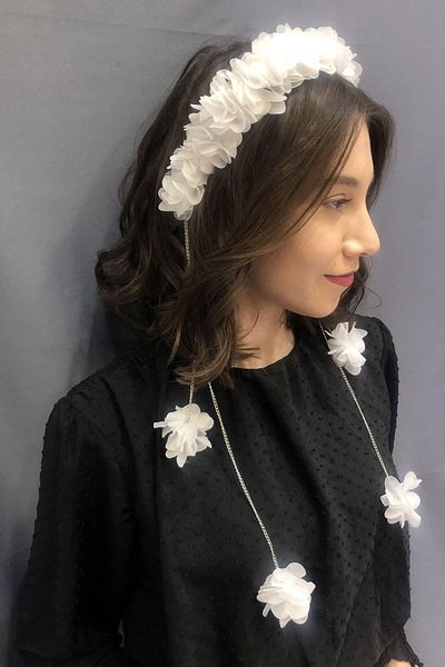 Hobigram Coroană cu flori cu laser cu lanț de metal alb special pentru nunți – Coroană, piatră de cristal, model elegant, coroană de mireasă – T