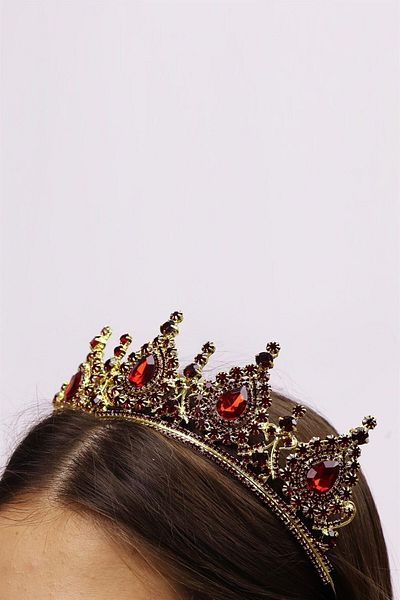 Hobigram Coroana de mireasa galbena cu piatra de cristal rosie pentru mirese – Coroana, cu piatra de cristal, model elegant, coroana de mireasa –
