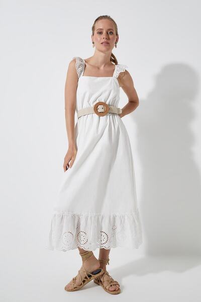 DeFacto Tkané šaty s vyšívaným remienkom so štvorcovým výstrihom