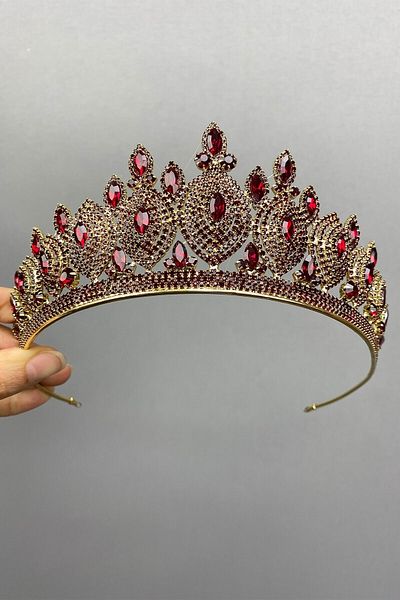 Hobigram إكسسوار الزفاف باللون الأحمر الداكن موديل هيرا تاج الزفاف هينا - إكسسوار الزفاف، تصميم أنيق، إكسسوار نسائي -