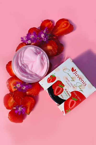 Juvenis Yoğun Nemlendirici Pürüzsüz Cilt Yatıştırıcı Allantoin ve AloeVeralı Çilek Aromalı El Kremi 50 ml