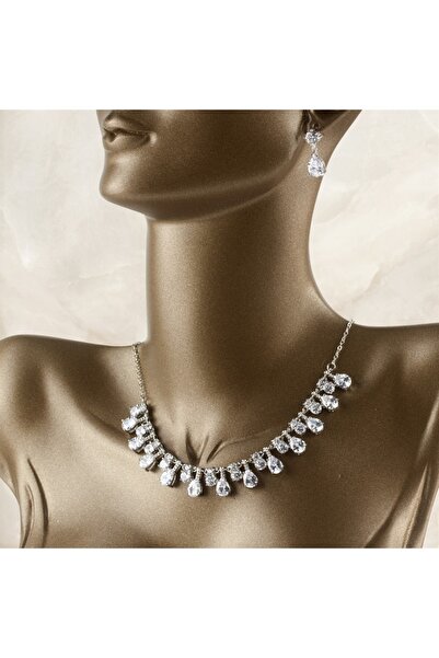 AKSESUARIM Kadın Swaroski Taşlı Özel Seri Lüx Set Kolye Küpe