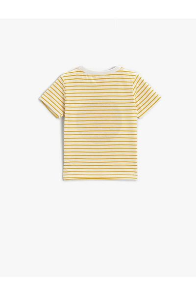 Koton Póló - Relaxed Fit Design
