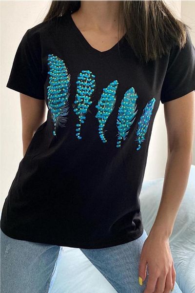 FEMELLE Tricou de damă, cu decolteu în V, cu model de pene, cu paiete