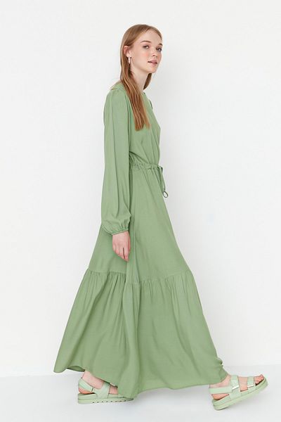 Trendyol Modest Zelené tkané šaty širokého střihu s detailem v pase na zavazování TCTSS22EB00133