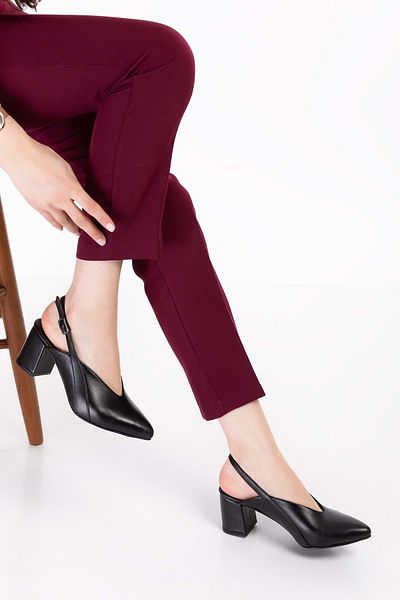 Gondol Women's Genuine Leather Classic Heeled Shoes Şhn.813 - Black - 35