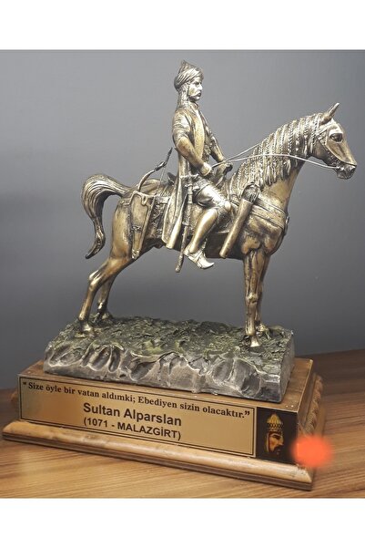 savaşoğlusanatevi Sultan Alparslan Selçuklu Imparatoru 1071