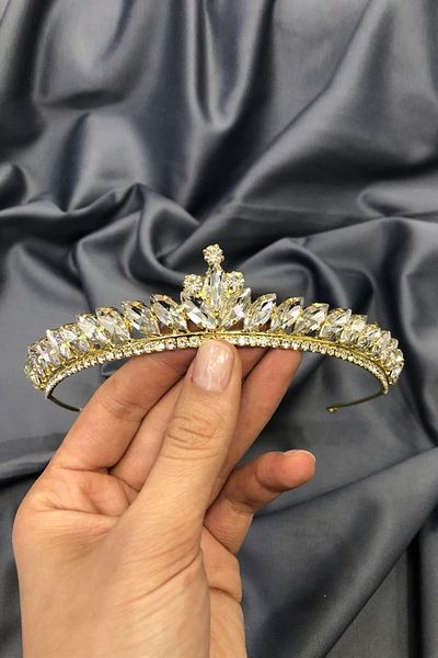 Hobigram Coroană de mireasă Lena Crystal Stone cu fundal auriu pentru mirese – Coroană, Crystal Stone, Model elegant – Coroană – T