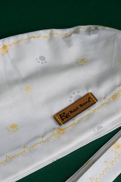 Best Bone Soft Paw Patterned Surgical Bonnet