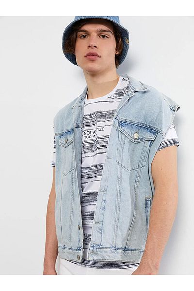 LC Waikiki Tricou bărbătesc cu mânecă scurtă cu decolteu rotund din bumbac pieptănat, din stilul tău de modă