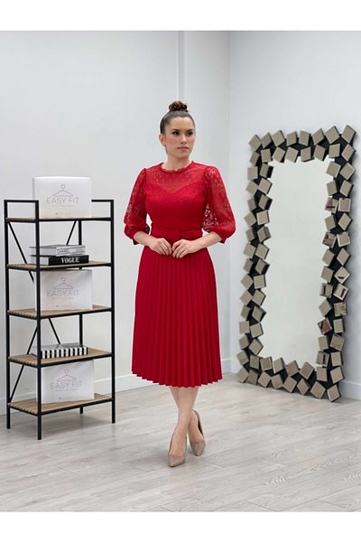 giyimmasalı Top Lace Bottom Atlas Fabric Pleated Dress - Red