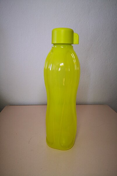 Tupperware 750 ml Eco Green Bottle - Light Green (Flip Open Cap)