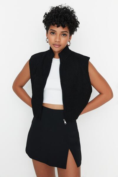 Trendyol Collection Basic Black Crop Knitwear Vest - Zippered Twoaw23Hi0015