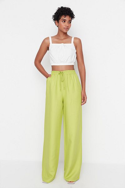 Trendyol Collection Grüne Webhose mit weitem Bein und weitem Bein TWOSS22PL00065