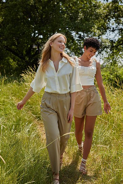 Trendyol Collection Beige High Waist Straight Straight Cut Woven Trousers TWOSS22PL00074