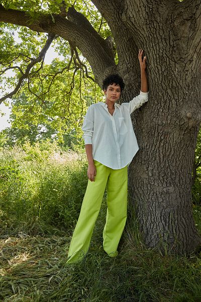 Trendyol Collection Grüne Webhose mit weitem Bein und weitem Bein TWOSS22PL00065
