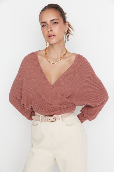 Trendyol Collection Zweireihiger Strickpullover mit getrockneter Rose TWOAW21KZ1277