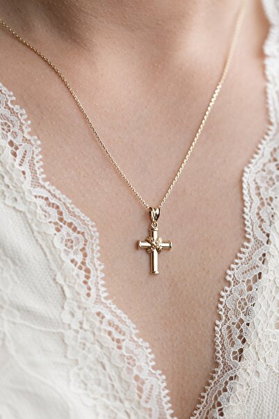 Cenova Jewelry 14 Ayar Altın Küçük Boy Haç Tasarım Kolye