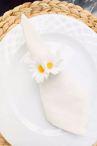 Emtory Home White Daisy Napkin Rings with 6 Wooden Rings