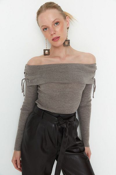 Trendyol Collection Mink Carmen Collar Knitwear Sweater TWOAW20FV0042