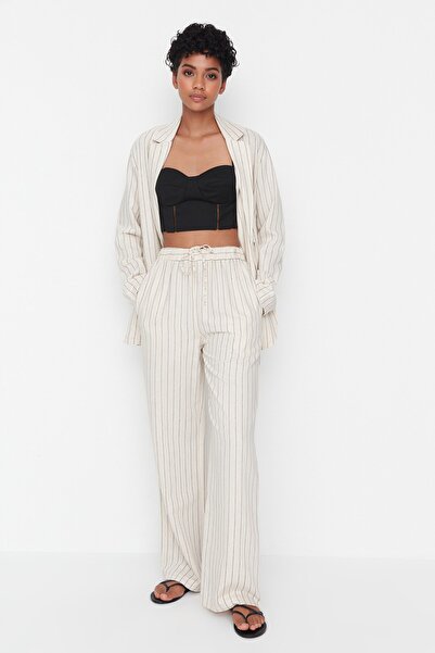 Trendyol Collection Bézs magas derekú szőtt nadrág TWOSS22PL00068