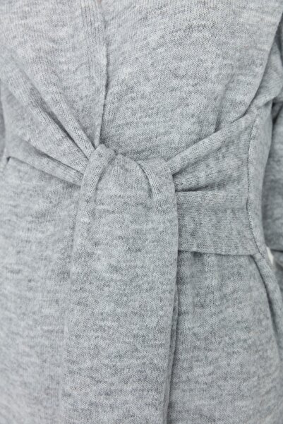 Kolekcia Trendyol Šedé Maxi úpletové šaty s dvojitým golierom TWOAW21EL0260