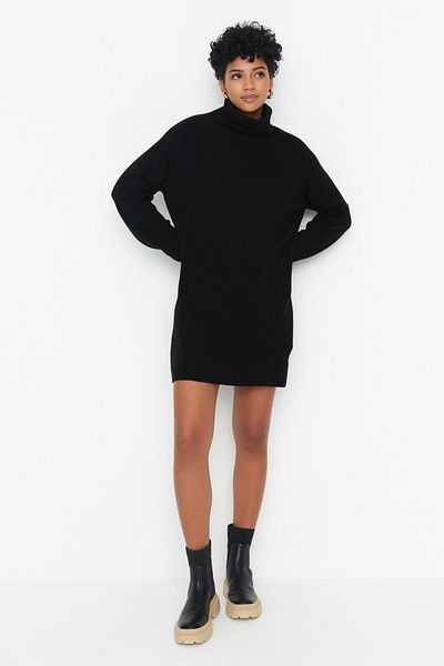 Trendyol Collection Wide Fit černé mini úpletové šaty - Twoaw23El00026